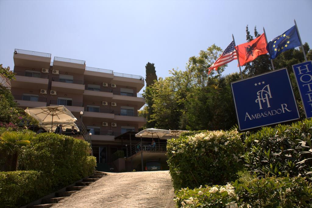 Ambasador 호텔 Vlorë 외부 사진